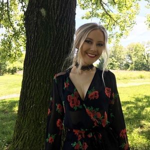 Meet your Posher, Mabry